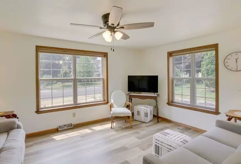 Pet Friendly Montello Home W/ Fire Pit!