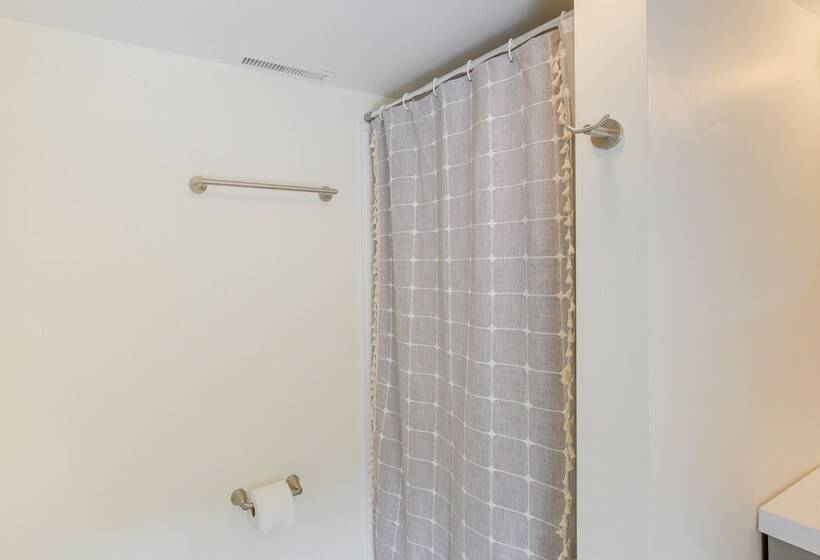 Pet Friendly Montello Home W/ Fire Pit!