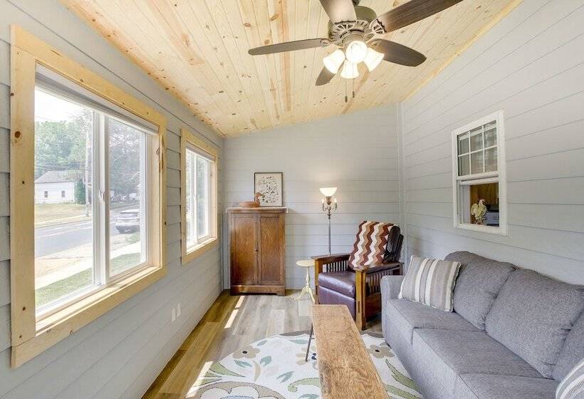 Pet Friendly Montello Home W/ Fire Pit!