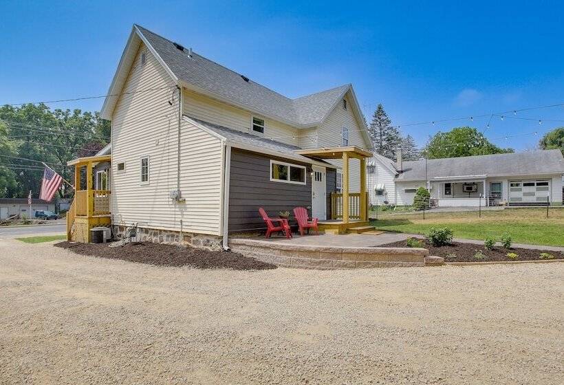 Pet Friendly Montello Home W/ Fire Pit!