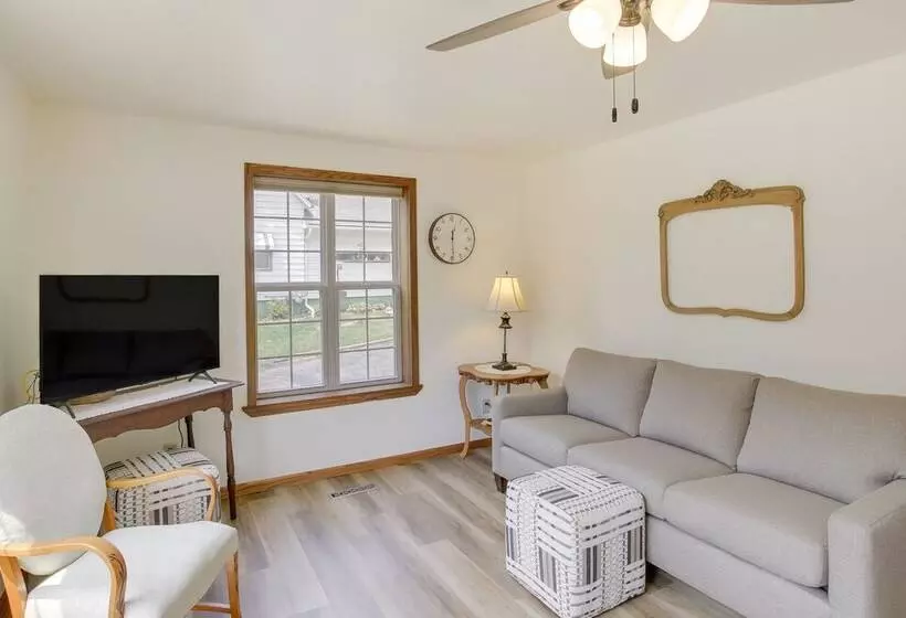 Pet Friendly Montello Home W/ Fire Pit!