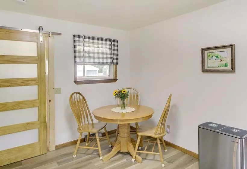 Pet Friendly Montello Home W/ Fire Pit!