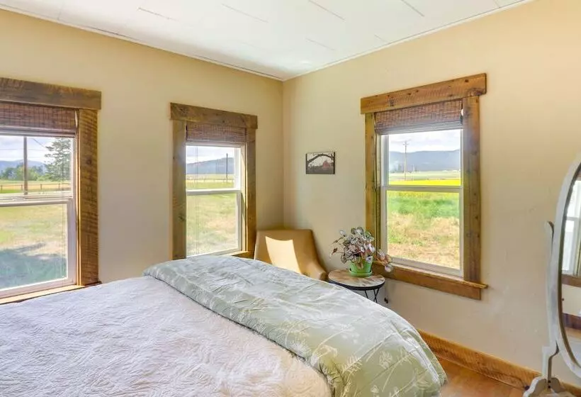 Remodeled Kalispell Farmhouse W/ Mountain Views