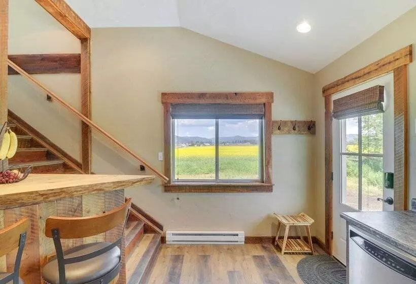 Remodeled Kalispell Farmhouse W/ Mountain Views