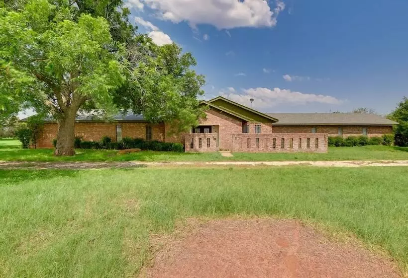 Serene Buffalo Gap Oasis On 4 Secluded Acres!