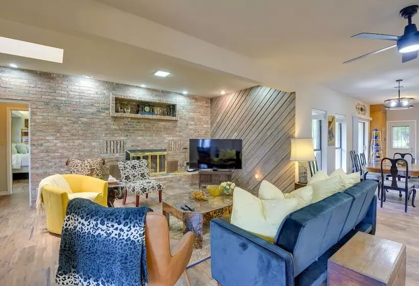 Serene Buffalo Gap Oasis On 4 Secluded Acres!