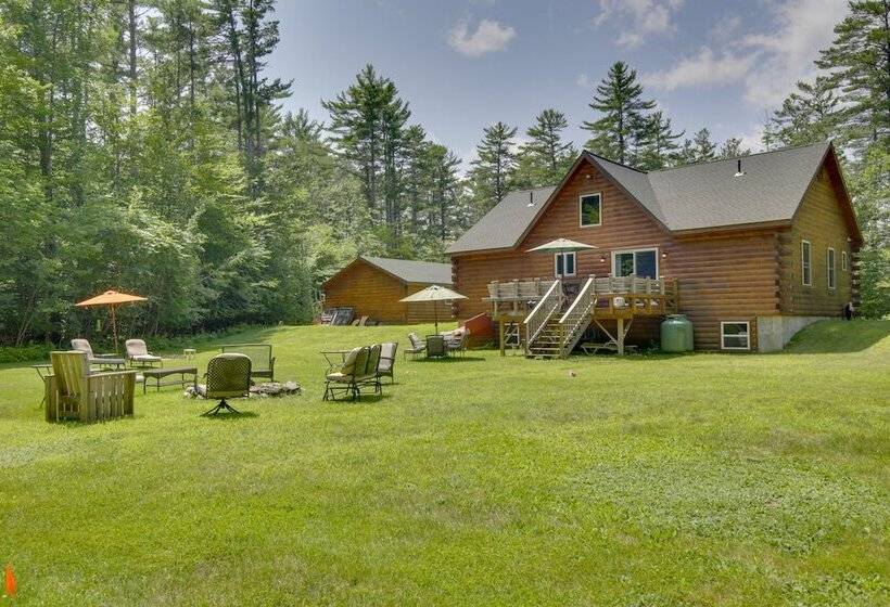 Spacious Cabin W/ Private Dock On Thompson Lake
