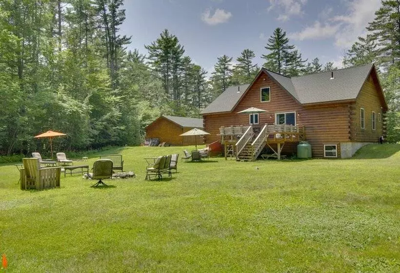 Spacious Cabin W/ Private Dock On Thompson Lake
