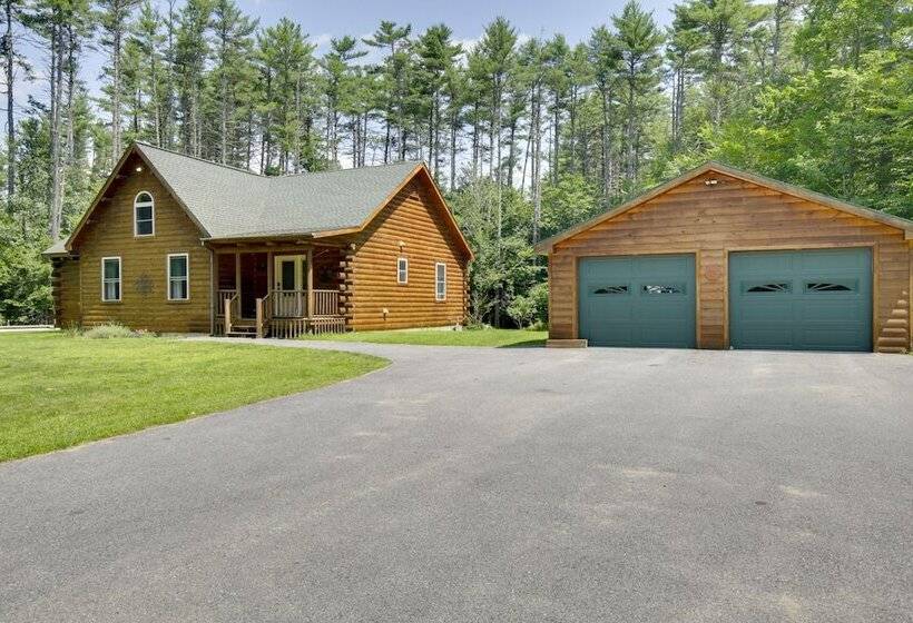 Spacious Cabin W/ Private Dock On Thompson Lake