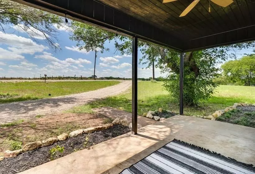 Starlite Ranch  2 Acres W/ Views ~ 18 Mi To Waco