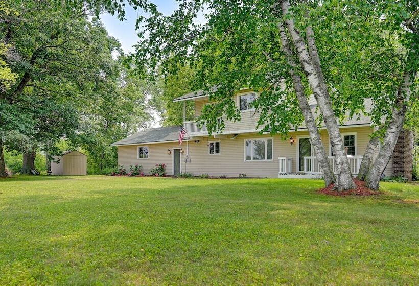 Stunning Au Gres Retreat W/ Grill < 1 Mi To Marina