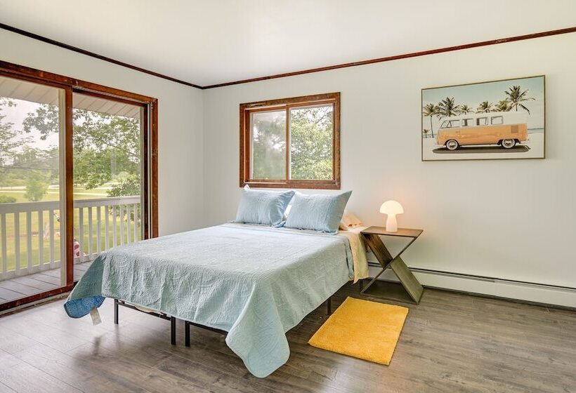 Stunning Au Gres Retreat W/ Grill < 1 Mi To Marina