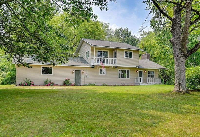 Stunning Au Gres Retreat W/ Grill < 1 Mi To Marina