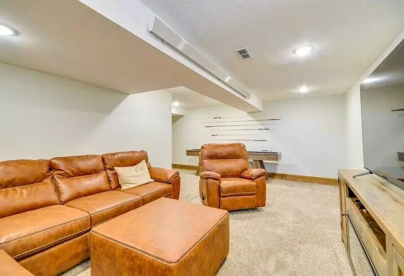 Thermopolis Vacation Rental: Walk To Bighorn River