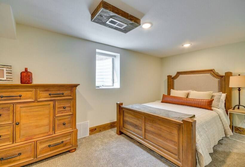 Thermopolis Vacation Rental: Walk To Bighorn River