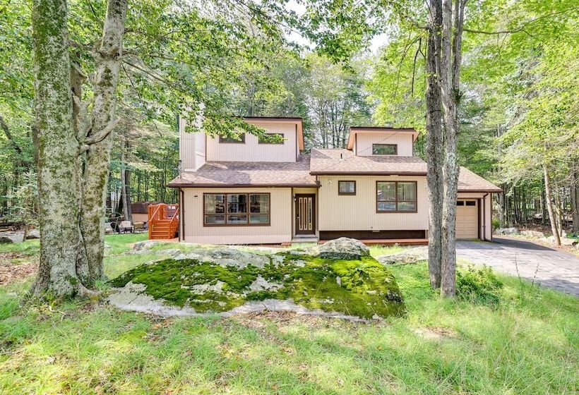 Tobyhanna Retreat W/ Deck, Pool + Lake Access!