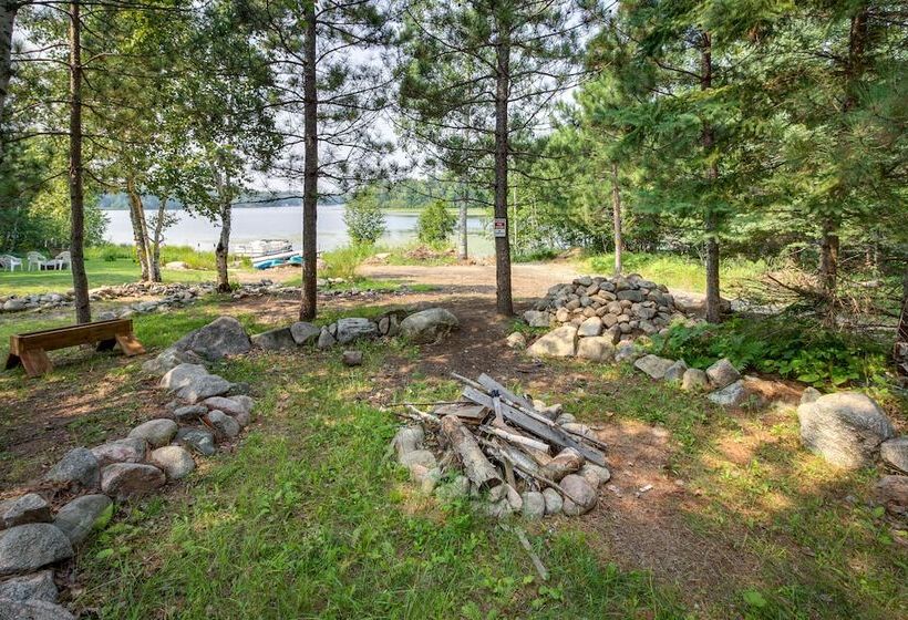 White Swan Lake Home Near Hiking & Snowmobiling!