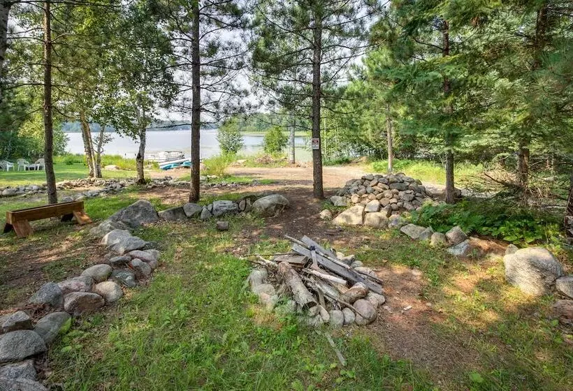 White Swan Lake Home Near Hiking & Snowmobiling!