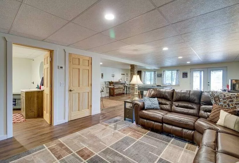 White Swan Lake Home Near Hiking & Snowmobiling!