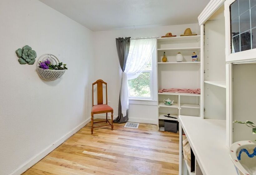 Wyoming Retreat W/ Furnished Porch, Near Fishing!