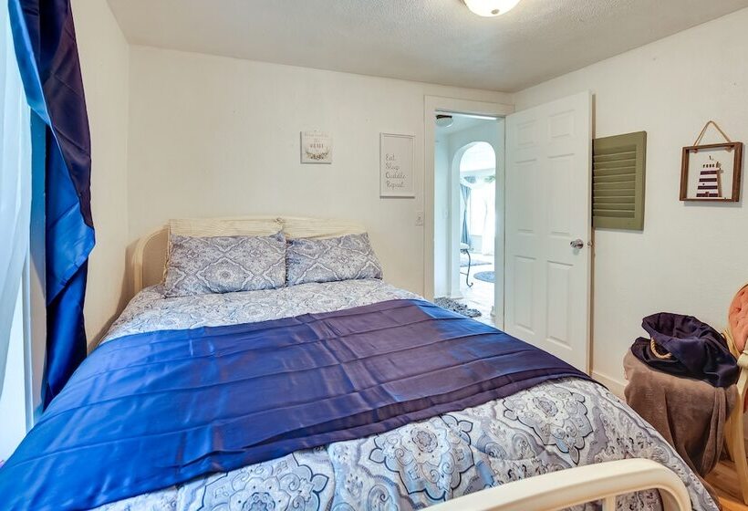 Wyoming Retreat W/ Furnished Porch, Near Fishing!