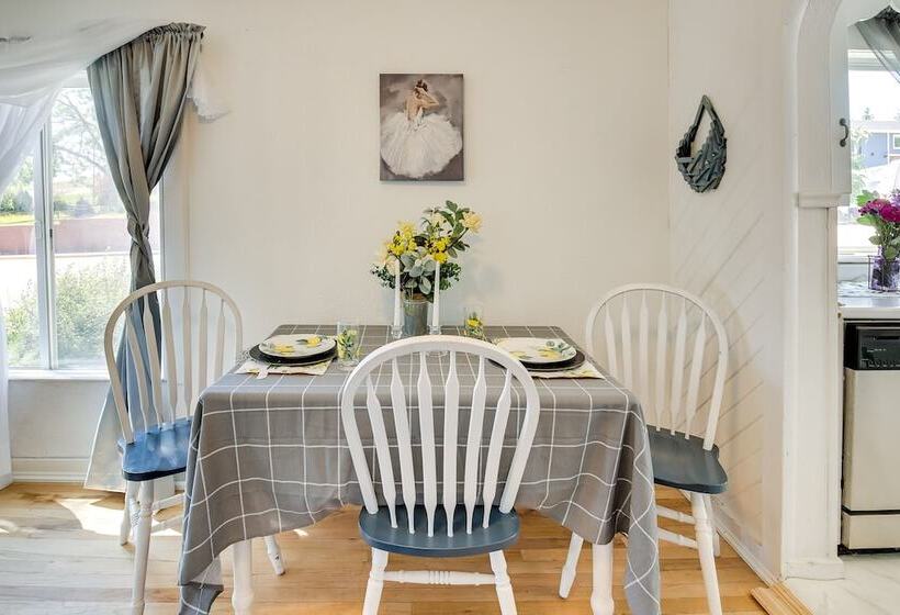 Wyoming Retreat W/ Furnished Porch, Near Fishing!