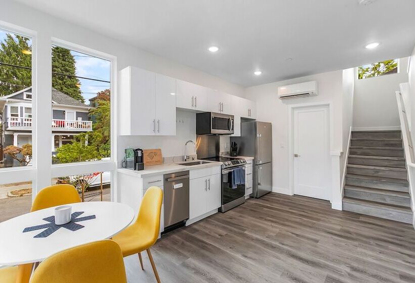 旅馆 The Seattle Kraken Sweet Suite