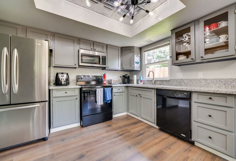 Centrally Located Reno Retreat W/ Patio & Yard