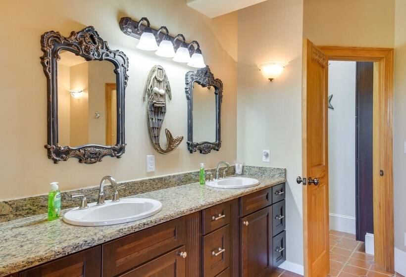 Chic Foley Home W/ Dock & River Access!