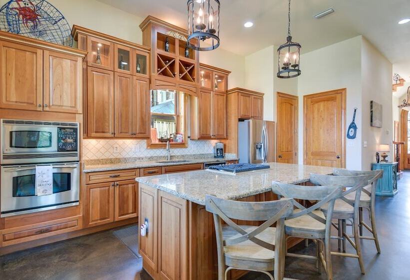 Chic Foley Home W/ Dock & River Access!