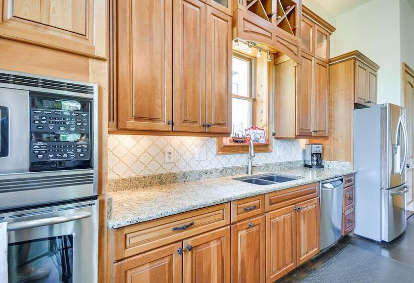 Chic Foley Home W/ Dock & River Access!