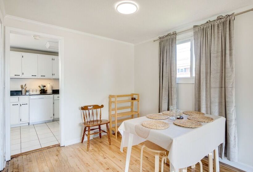 Cleveland Vacation Rental: Minutes To Downtown!