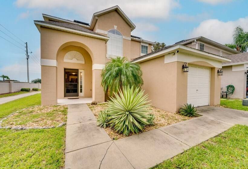 Haines City Golf Getaway: Lanai W/ Private Pool!