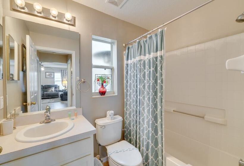 Haines City Golf Getaway: Lanai W/ Private Pool!