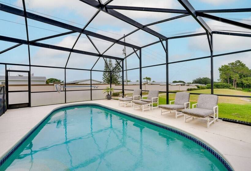 Haines City Golf Getaway: Lanai W/ Private Pool!