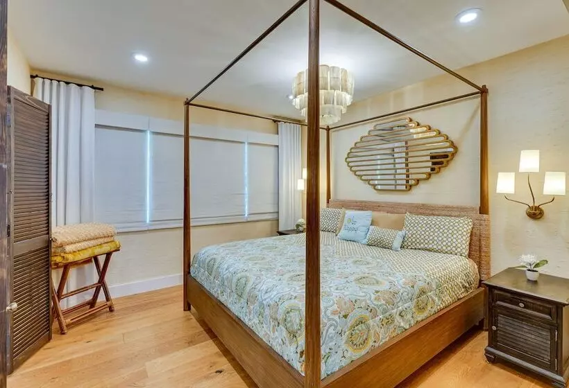 Hawthorne Home W/ Covered Patio & Basketball Court