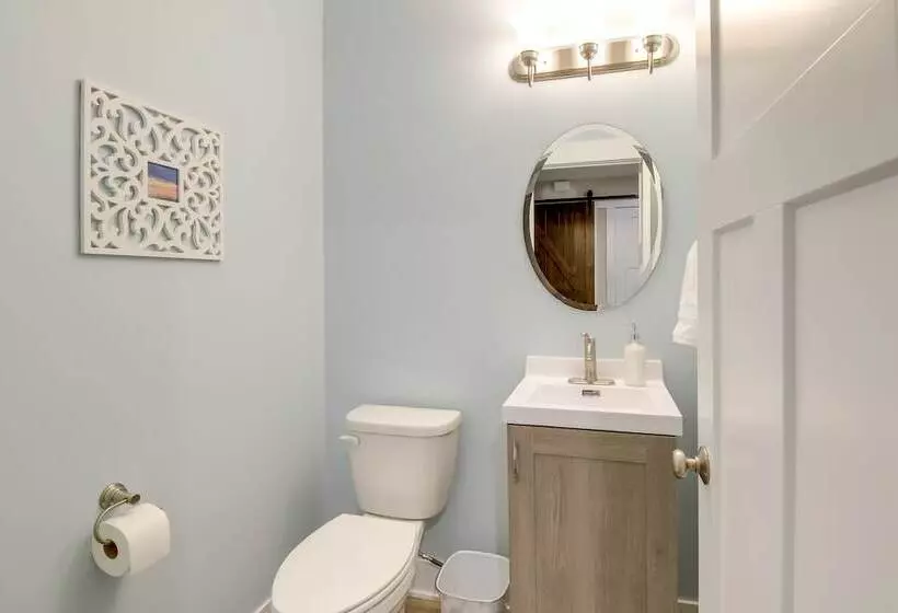 Holland Home W/ Fire Pit: Walk To Lake Michigan!