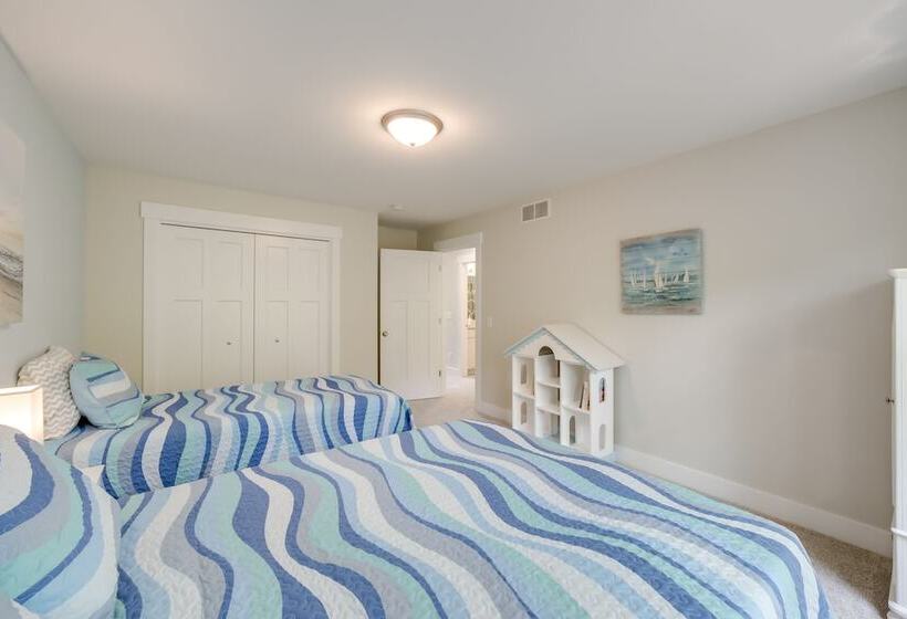 Holland Home W/ Fire Pit: Walk To Lake Michigan!