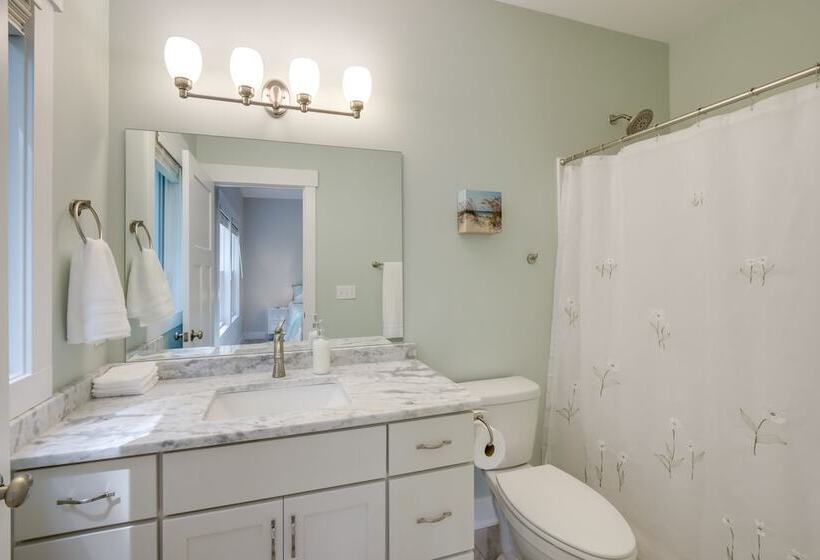 Holland Home W/ Fire Pit: Walk To Lake Michigan!