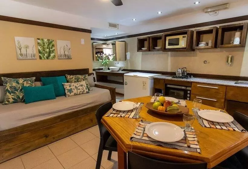 Hotelli Cabañas Del Cerro