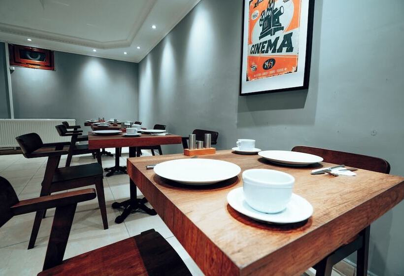 Отель Gulliver Mansion