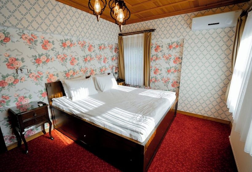 Отель Gulliver Mansion