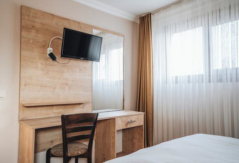 Отель Gulliver Mansion