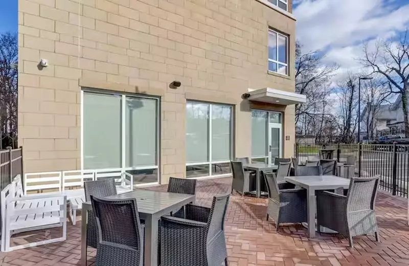 ホテル Hampton Inn & Suites Cincinnati Midtown Rookwood
