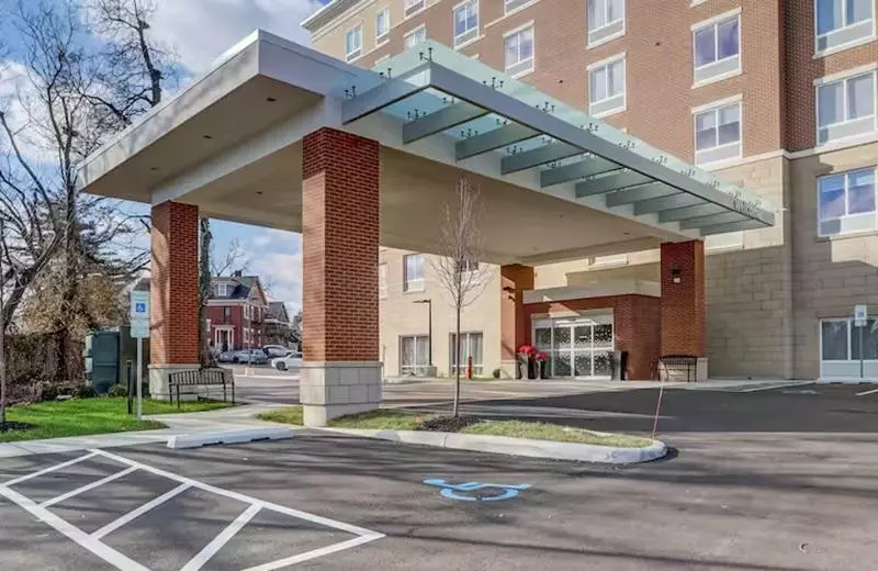 ホテル Hampton Inn & Suites Cincinnati Midtown Rookwood