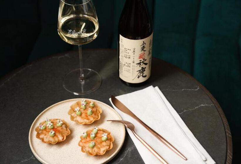 ホテル The Interlude