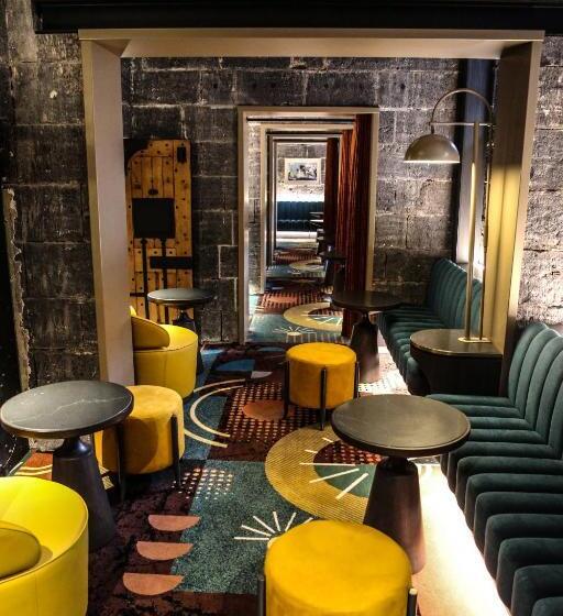 ホテル The Interlude