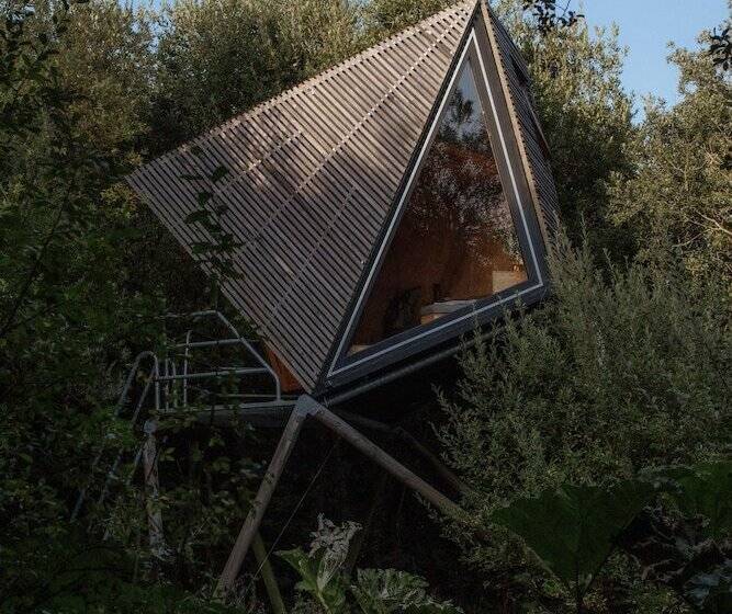 K3 Kudhva Treehouse Cabin In Tintagel