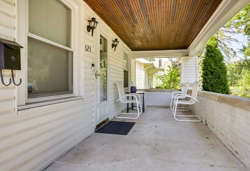 Lovely Home In South Bend: Walk To Notre Dame!