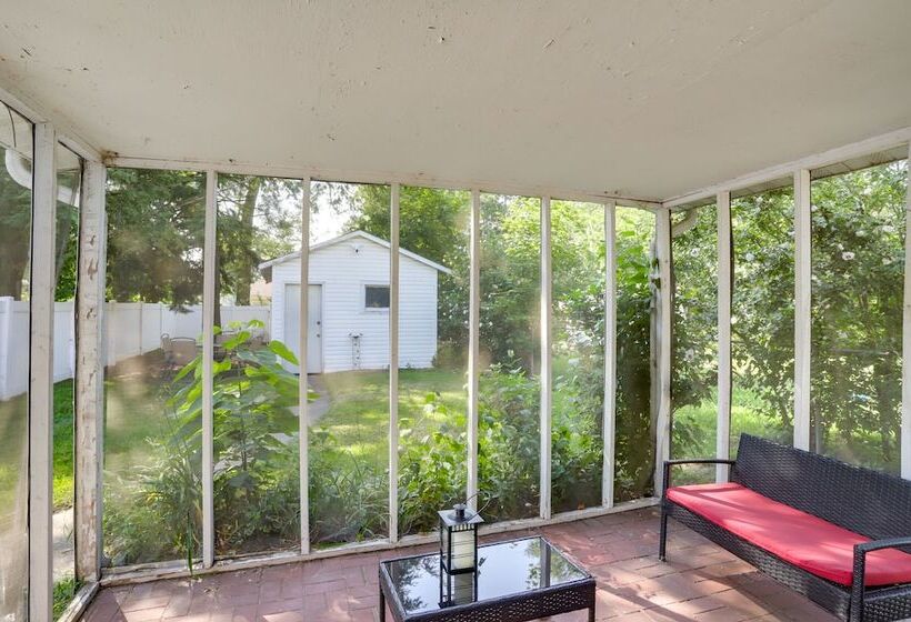 Lovely Home In South Bend: Walk To Notre Dame!